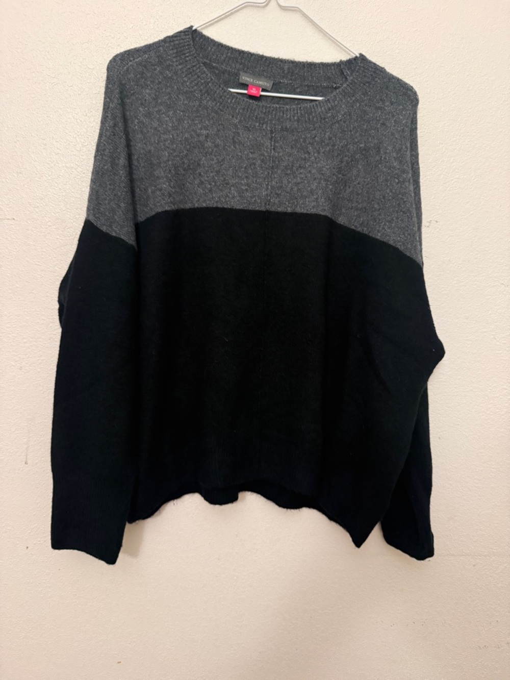 Vince camuto Two-Tone Grey Black Crewneck Sweater xl fuzzy soft extra large